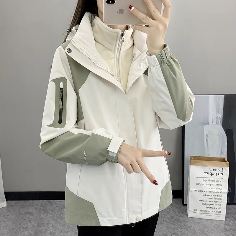 冲锋衣外套女2023新款秋冬户外三合一加银狐绒登山服情侣防风衣男