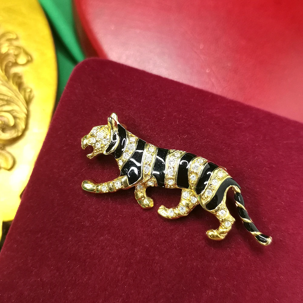 黑金小老虎胸针[2411071-042]
