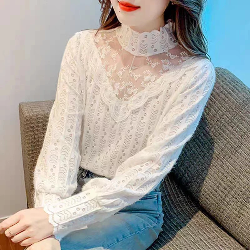女装秋冬新款半高领套头蕾丝衫时尚镂空显瘦长袖洋气百搭打底衫