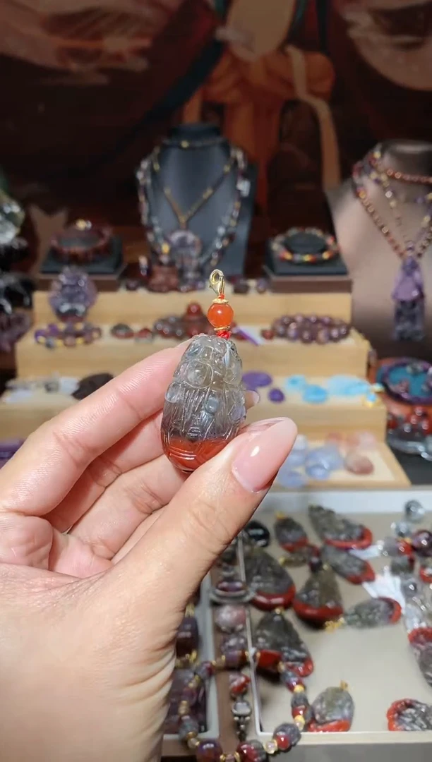 【闪购商品】水晶吊坠未镶嵌红极光