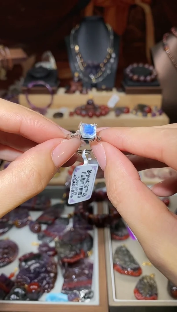 【闪购商品】长石戒指未镶嵌蓝月光
