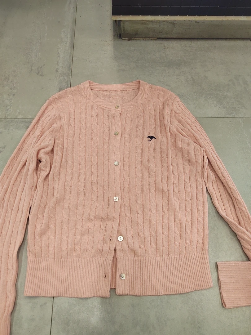 麻花针织开衫女春秋季学院风外搭软糯高品质短款毛衣