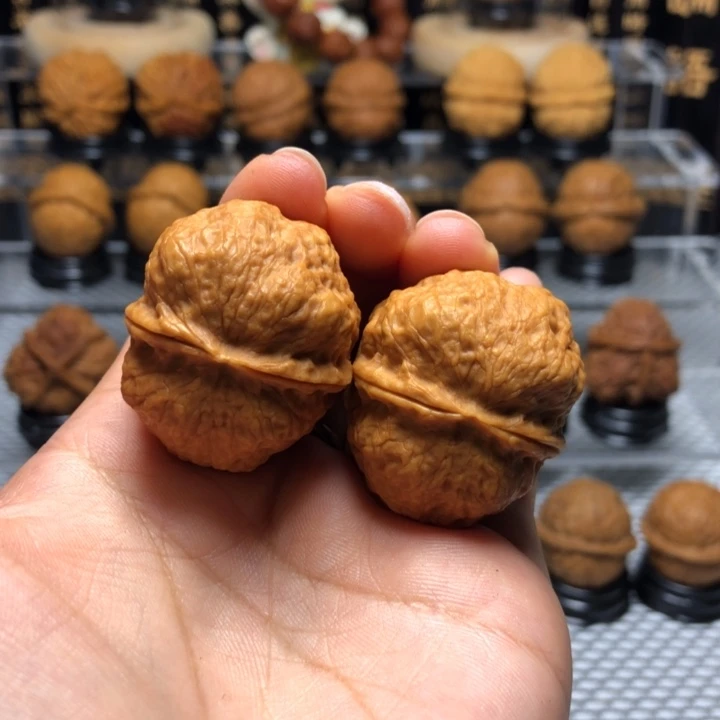 橄榄核吊坠16虎头蛙