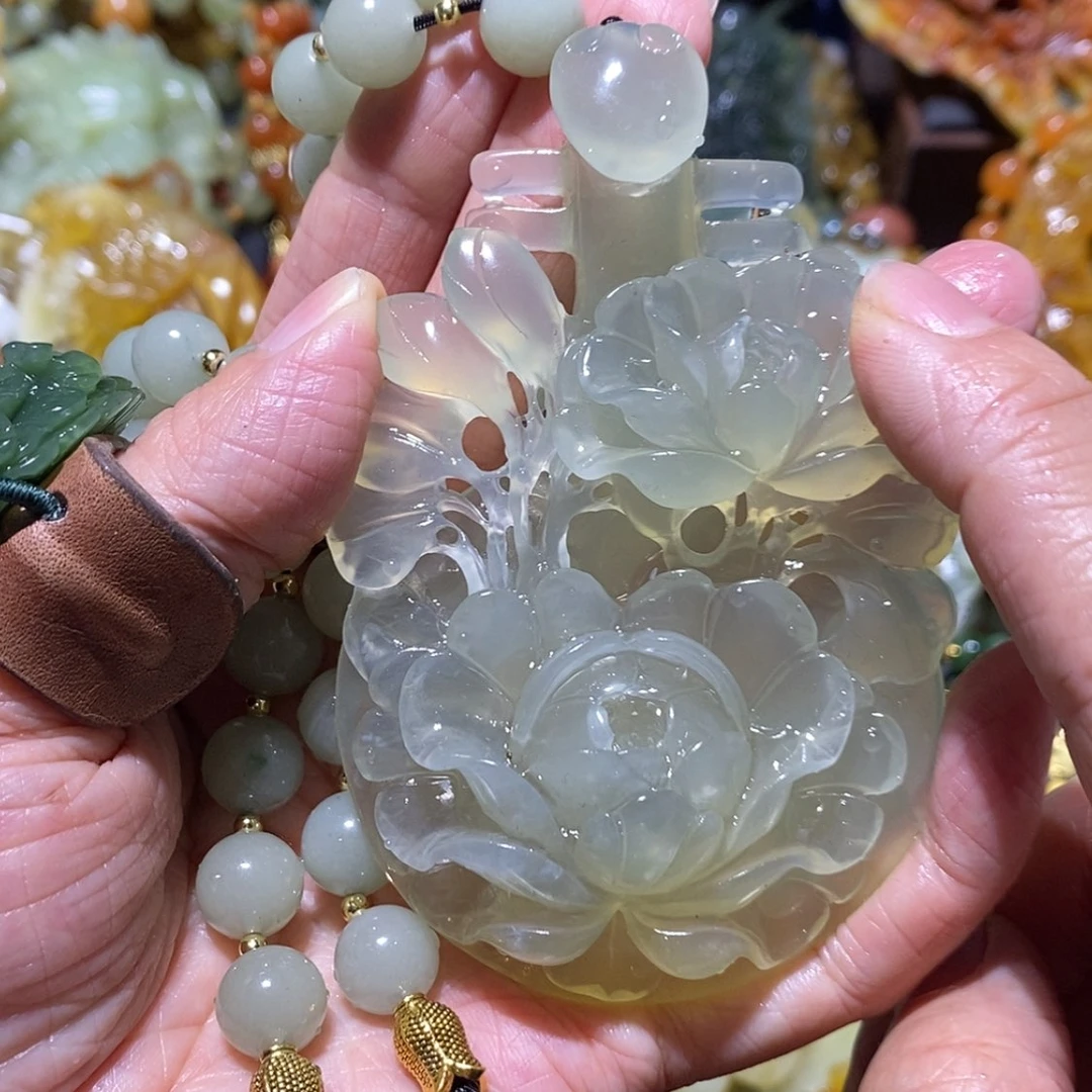 【闪购商品】蛇纹石玉颈饰未镶嵌