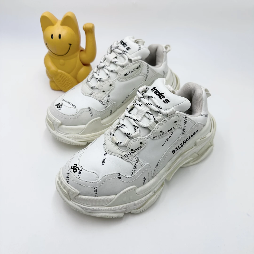 Balenciaga/36码/黑白弹幕满印Triples老爹鞋低帮鞋/95新