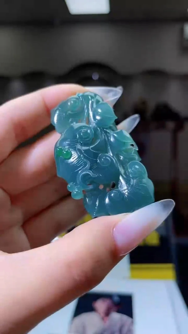 【闪购商品】定制翡翠未镶嵌LYC0828092