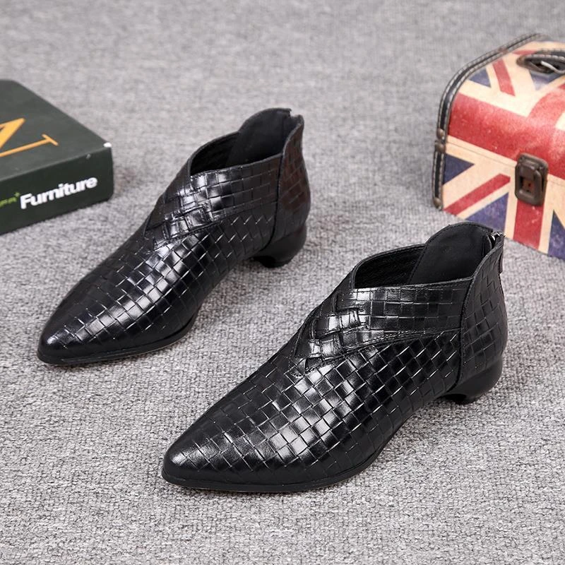 欧货2025时尚新款休闲百搭短靴软皮后拉链中跟秋冬粗跟英伦尖头鞋