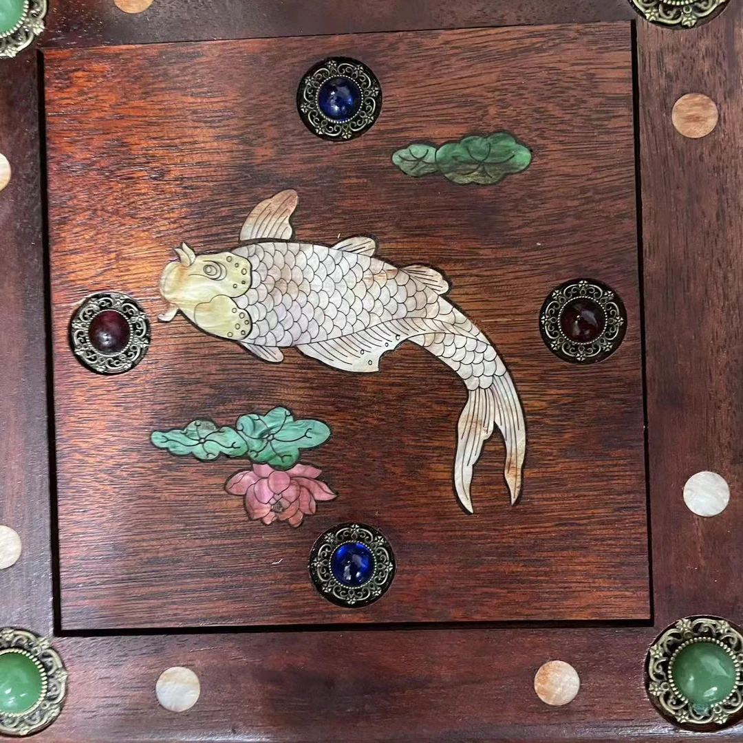 268-----彩贝大盒         盒有物       摆件