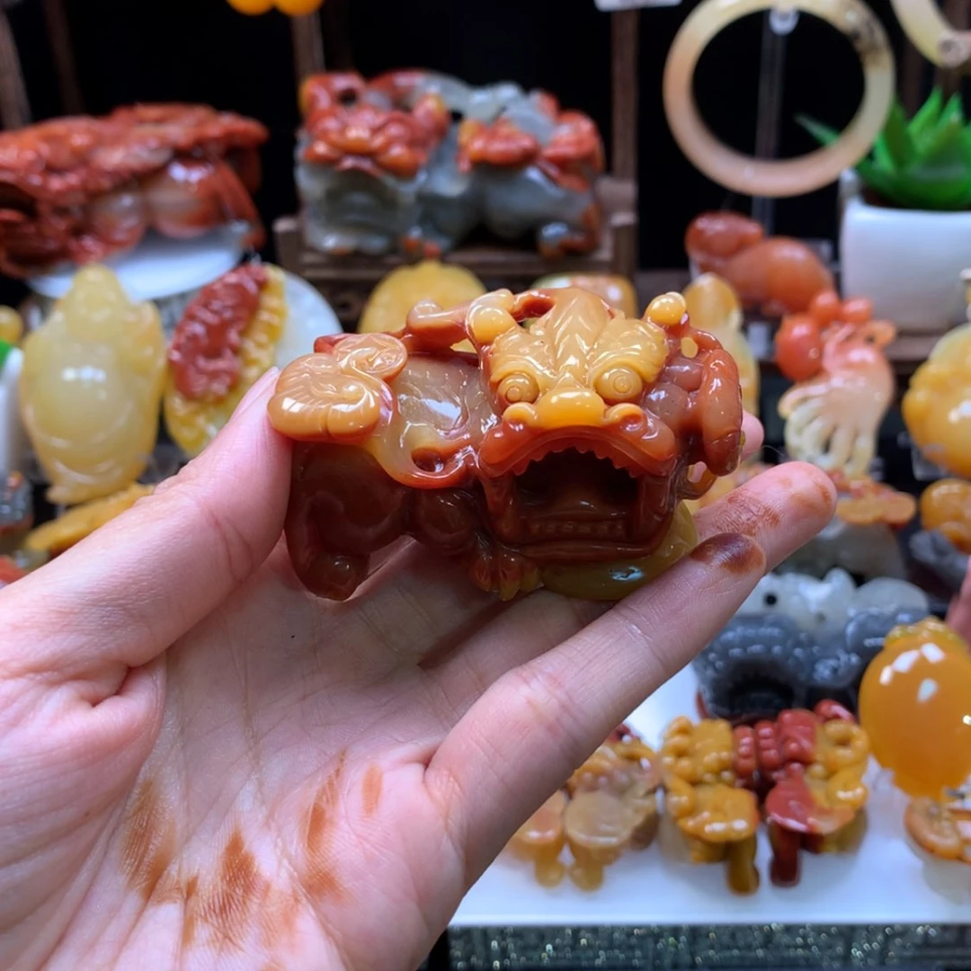 【闪购商品】石英质玉（黄龙玉）手把未镶嵌大**子