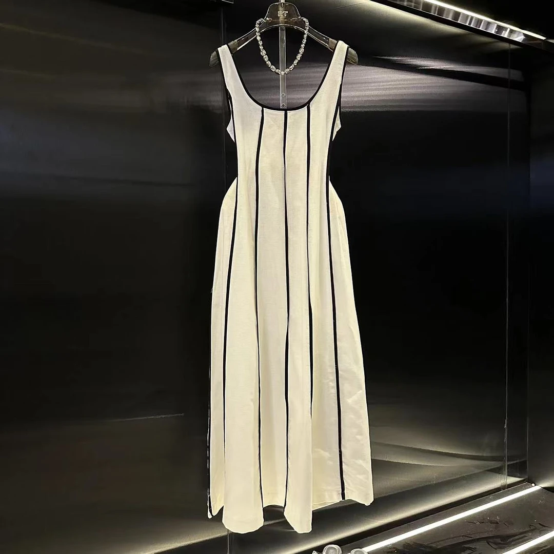 roiltrou2025春夏原创高级感轻奢气质条纹显瘦吊带连衣裙女XL1168
