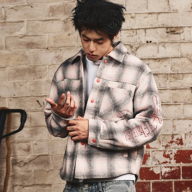 S45新款黑粉撞色格纹袖外套部刺绣翻领oversize休闲秋冬衬衫棉服