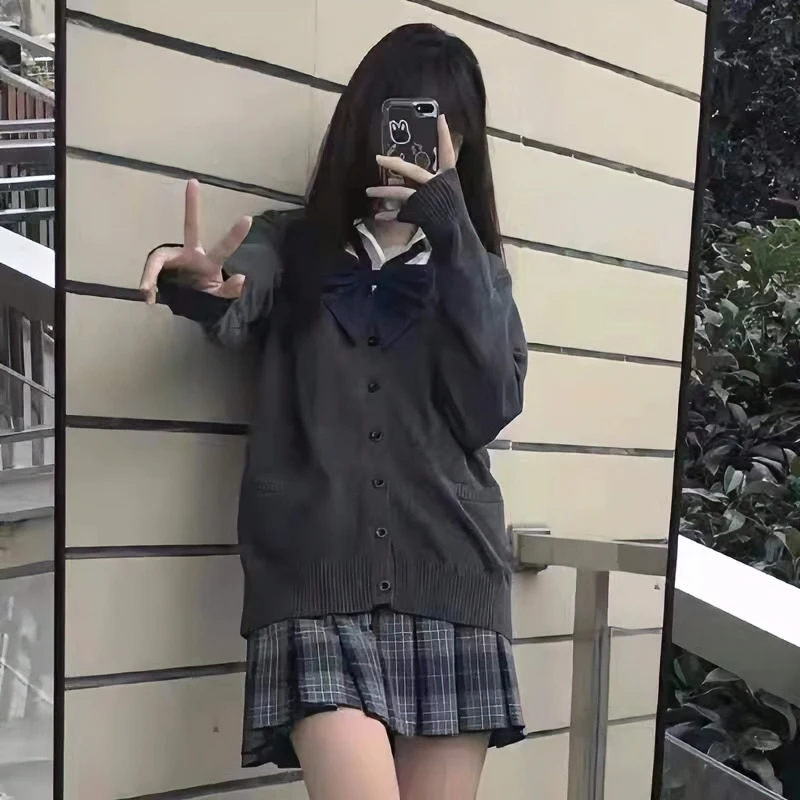 秋冬日系原创jk毛衣学院风百搭v领针织衫学生基础款宽松长袖开衫