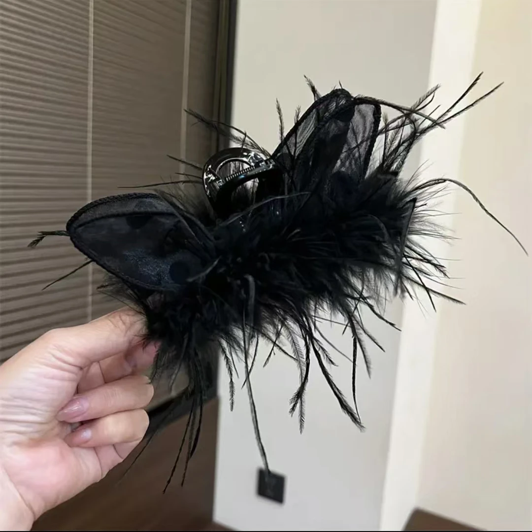 秋冬纯欲风黑色兔耳羽毛抓夹2024新款高端高级感后脑勺毛毛发夹女
