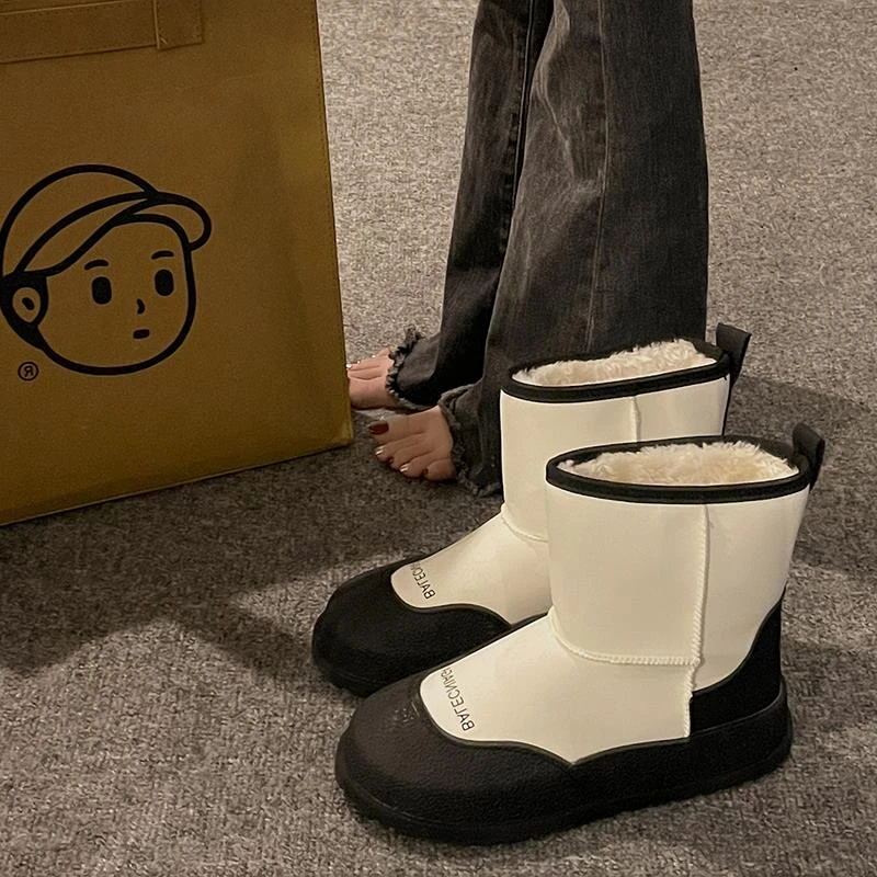 FAVMARTHA网红短筒雪地靴女2023年冬季新款平底防滑防水加绒保暖