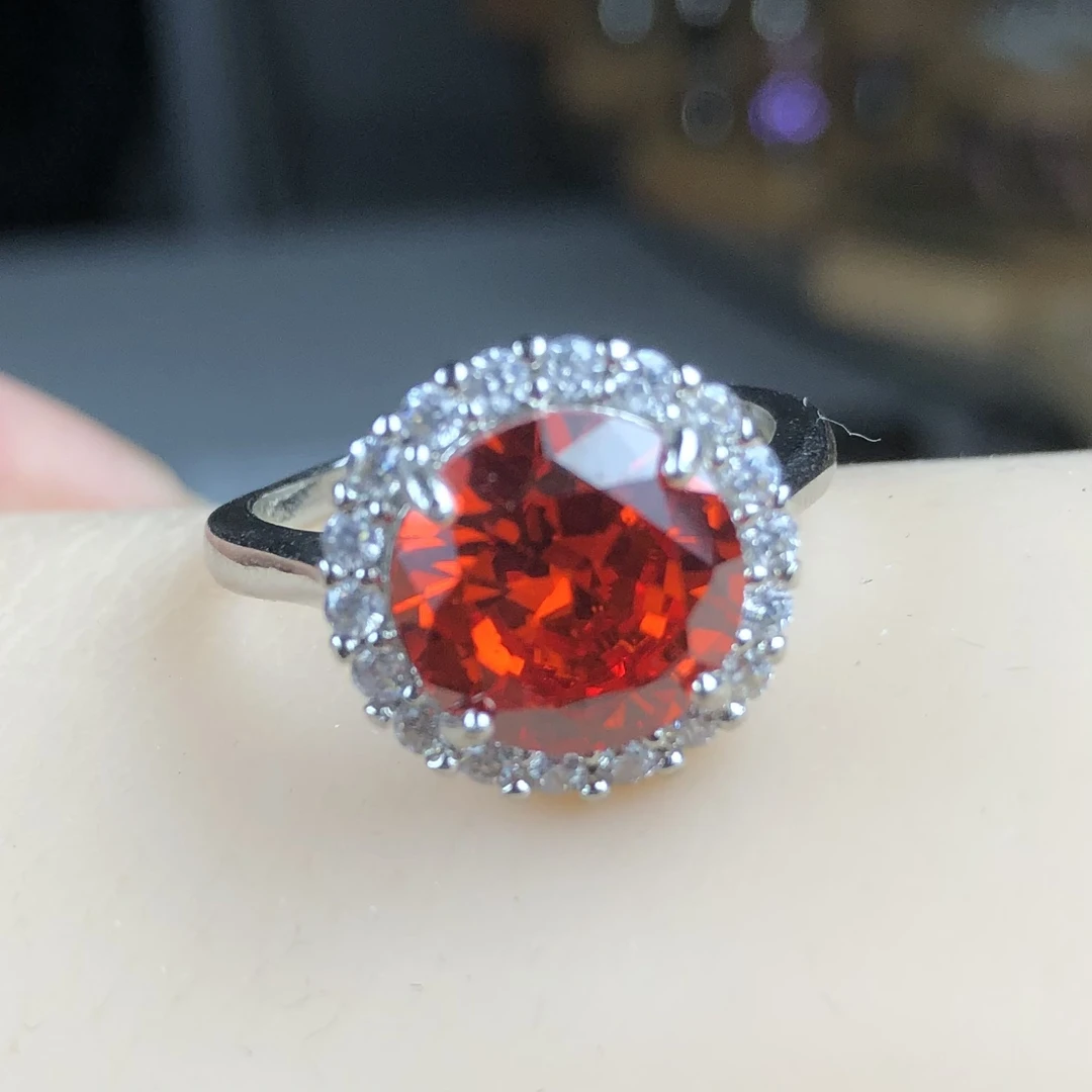 1184 芬达红戒指银色托10克拉4爪豪华款精选FD1