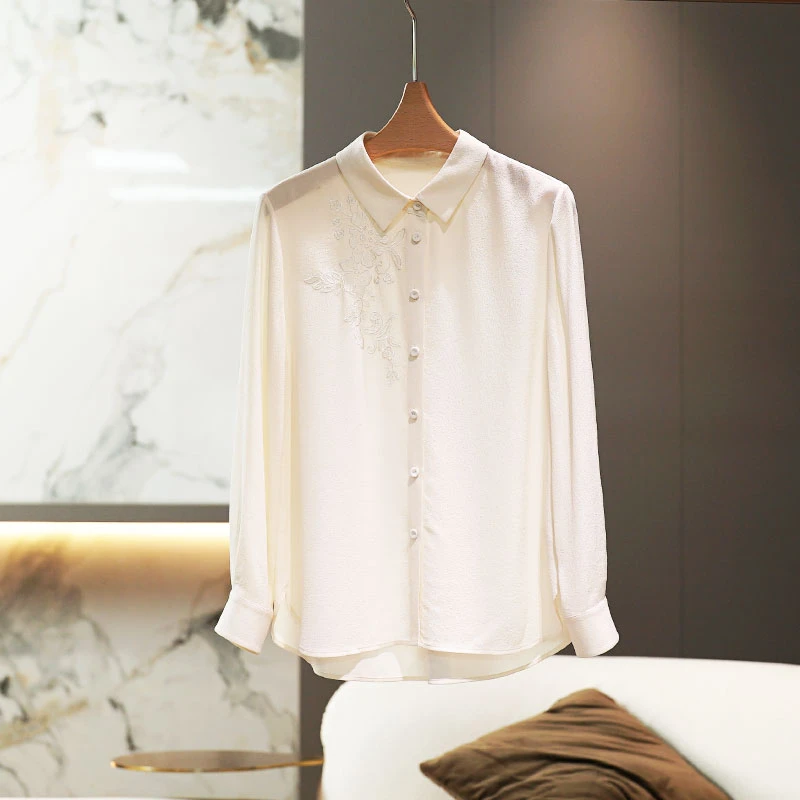 【鬼绉桑蚕丝】浅杏色真丝衬衫方领轻奢时尚绣花上衣女