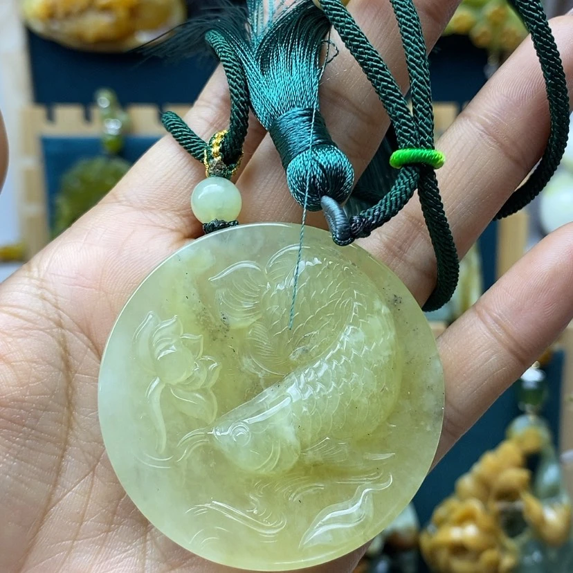 【闪购商品】蛇纹石玉挂件未镶嵌