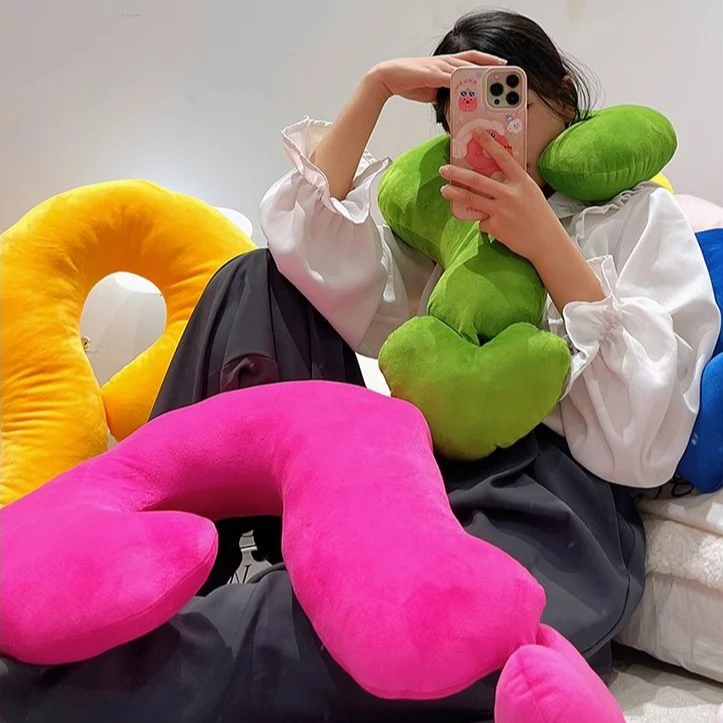 创意问号抱枕沙发客厅靠垫办公室午睡枕头脖子靠枕颈枕车载靠背女