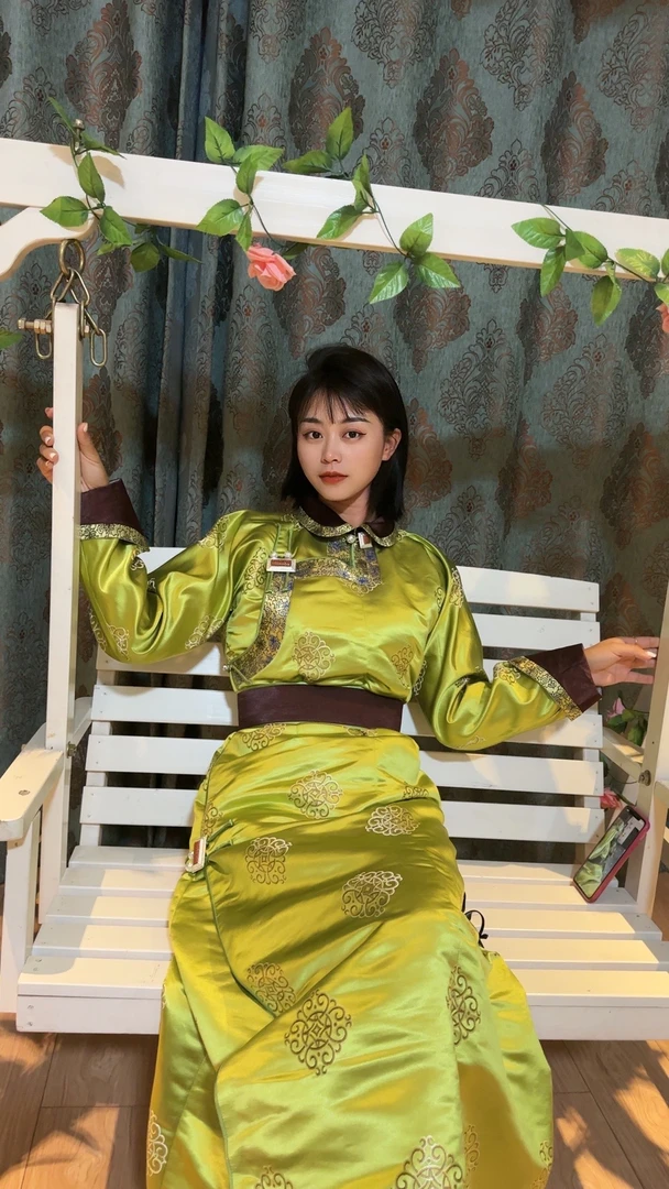 手工定制高端蒙古袍1