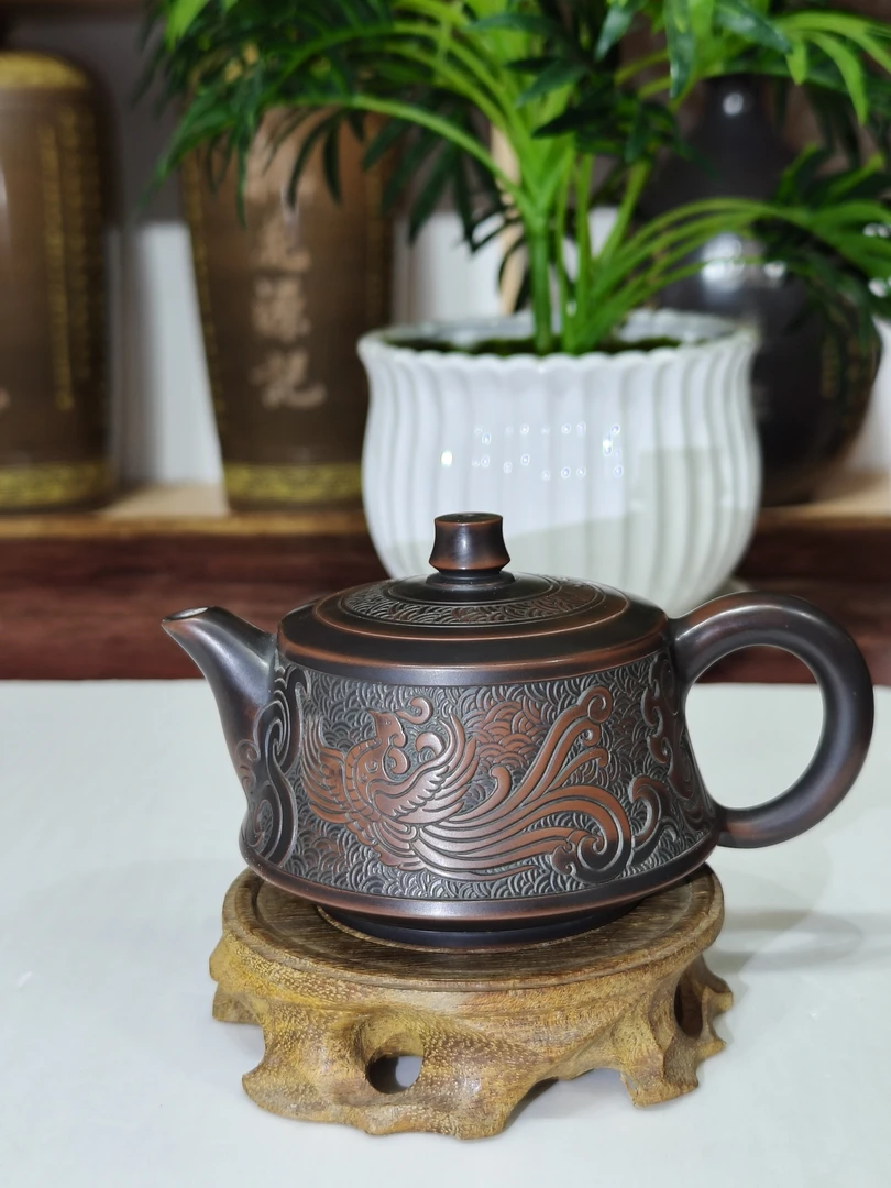 坭兴陶凤凰翱翔浮雕壶
