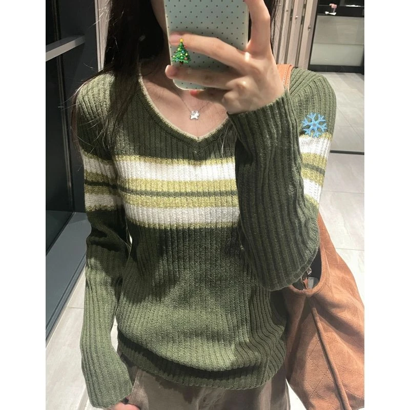 今年流行洋气独特超好看针织衫宽松软糯慵懒风圣诞绿毛衣女秋冬季