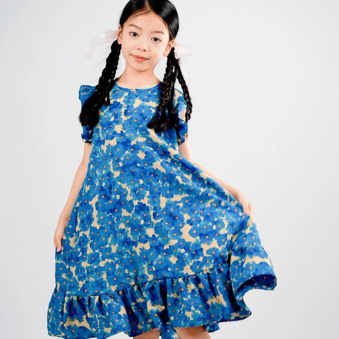 夏季新品女孩蓝色碎花飞袖女童中大童花边连衣裙公主裙亲子装