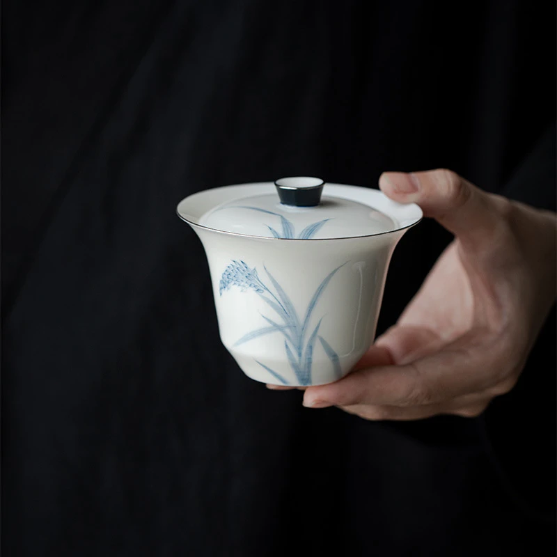 中式釉下青花手绘悬停盖碗陶瓷功夫茶具防烫白瓷薄胎二才泡茶碗