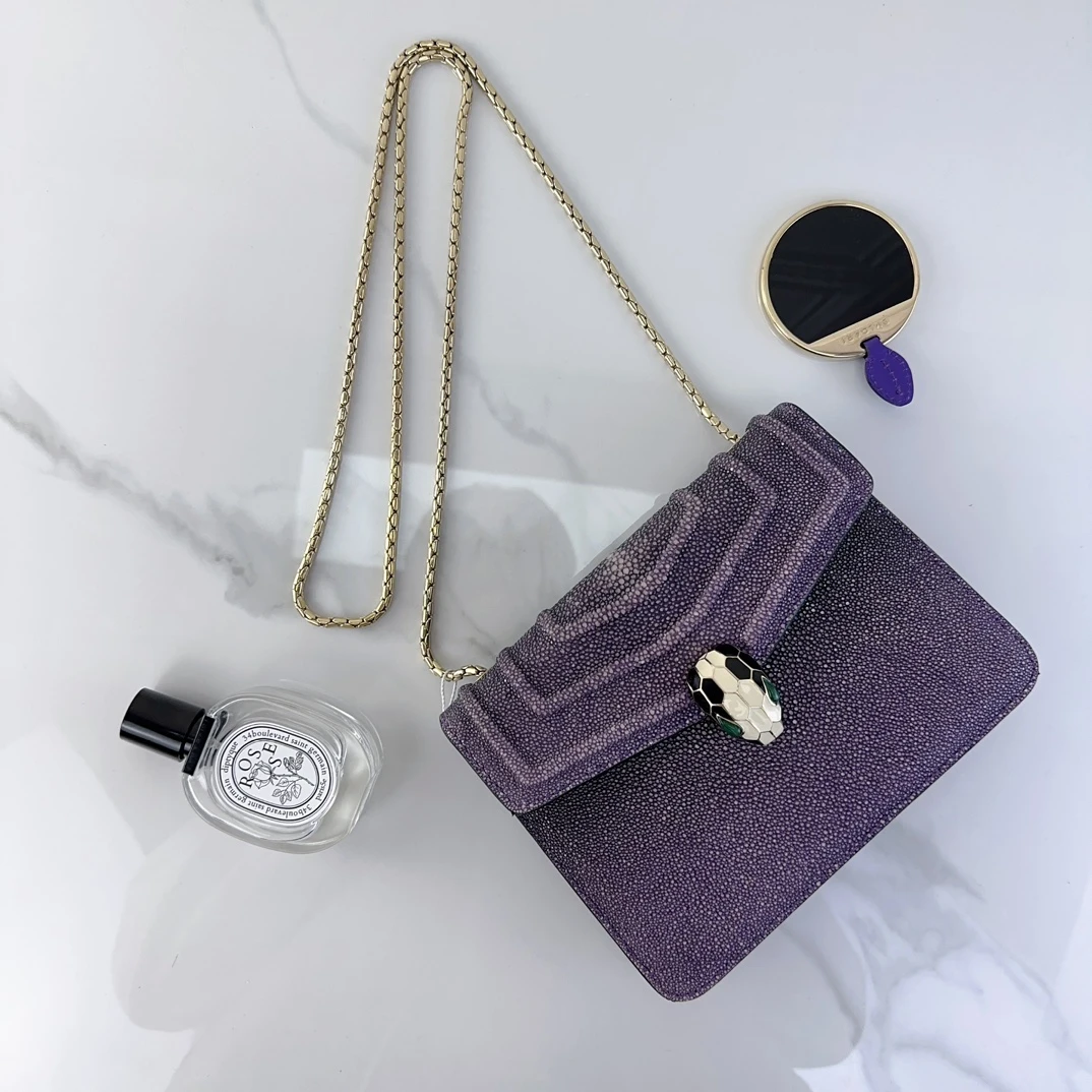 99新 BVLGARI/宝格丽 女士时尚单肩斜跨珍珠鱼皮蛇头包二奢包肩包