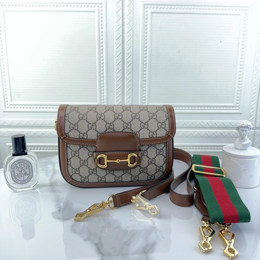 全新未使用 GUCCI/古驰 女士时尚经典焦糖色1955马鞍包单肩二奢包