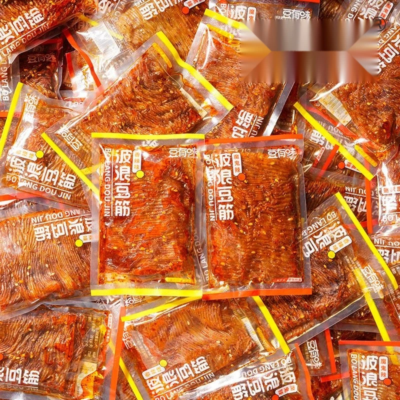 魔鬼辣片网红辣条波浪豆筋豆皮豆有味辣味小包装解馋休闲零食小吃
