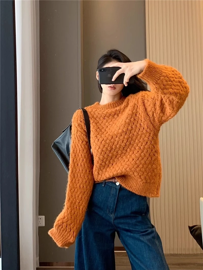 走瑞典！秋季时尚气质柔软镂空针织圆领套头宽松休闲毛衣