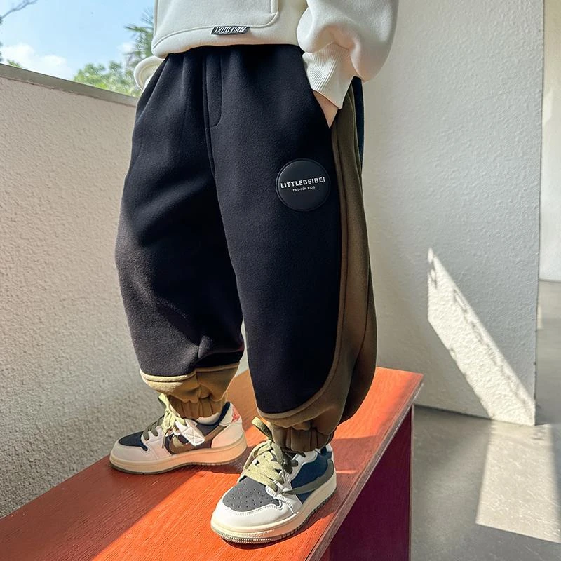 男童裤子2023新款冬季痞帅时髦小男孩休闲秋冬装加绒加厚儿童卫裤