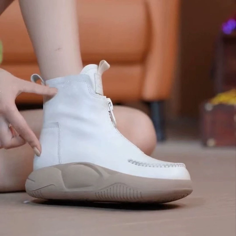 大东陂时尚厚底休闲高帮鞋女加绒白色秋冬新款百搭防滑保暖马丁靴