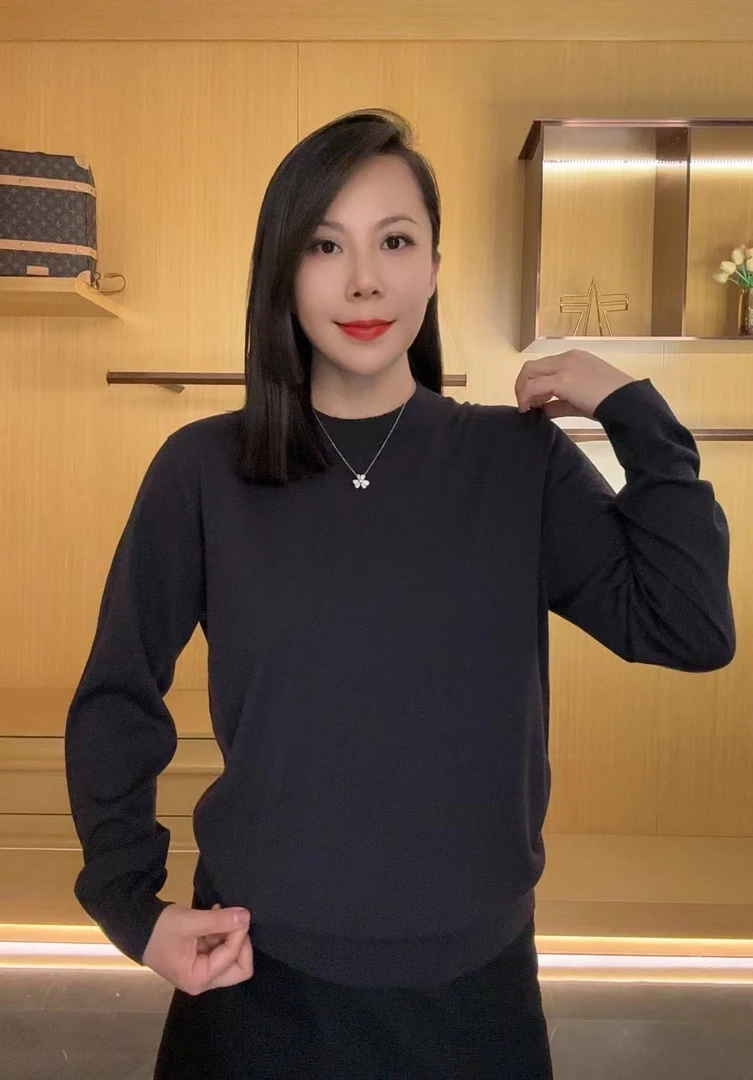 男士圆领可机洗绵羊毛针织衫经典款24715