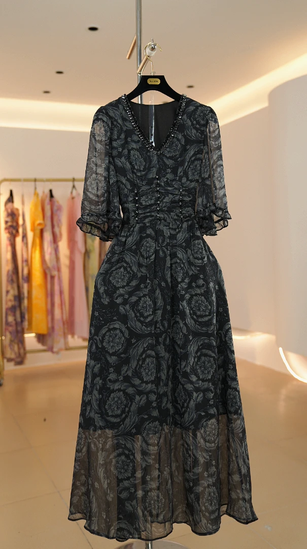 【夏日上新】黑色袖子玫瑰夏季法式修身超漂亮显瘦气质私优雅连衣裙