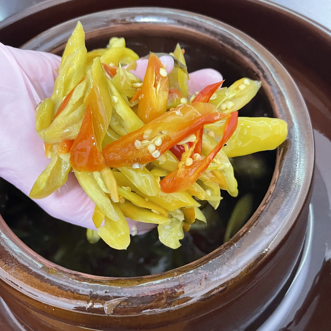 湖北竹山手工泡菜酸红薯干，酸豇豆，酸辣椒，每包250g