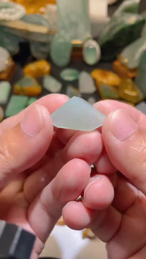 【闪购商品】定制翡翠未镶嵌翡翠