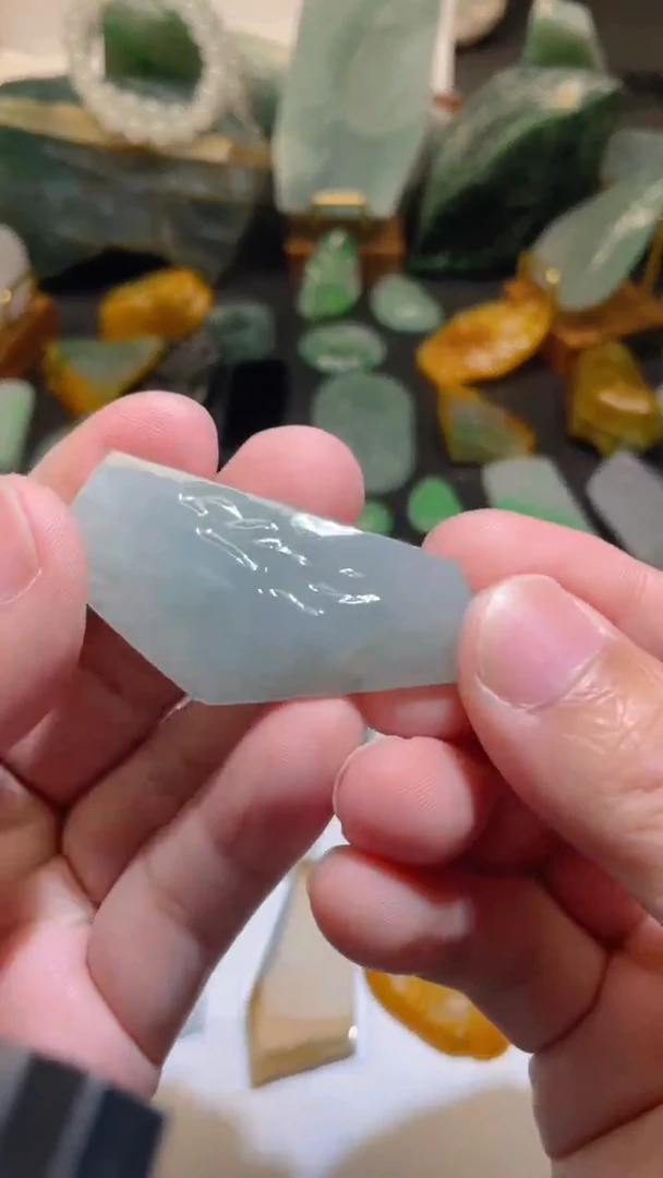 【闪购商品】定制翡翠未镶嵌翡翠