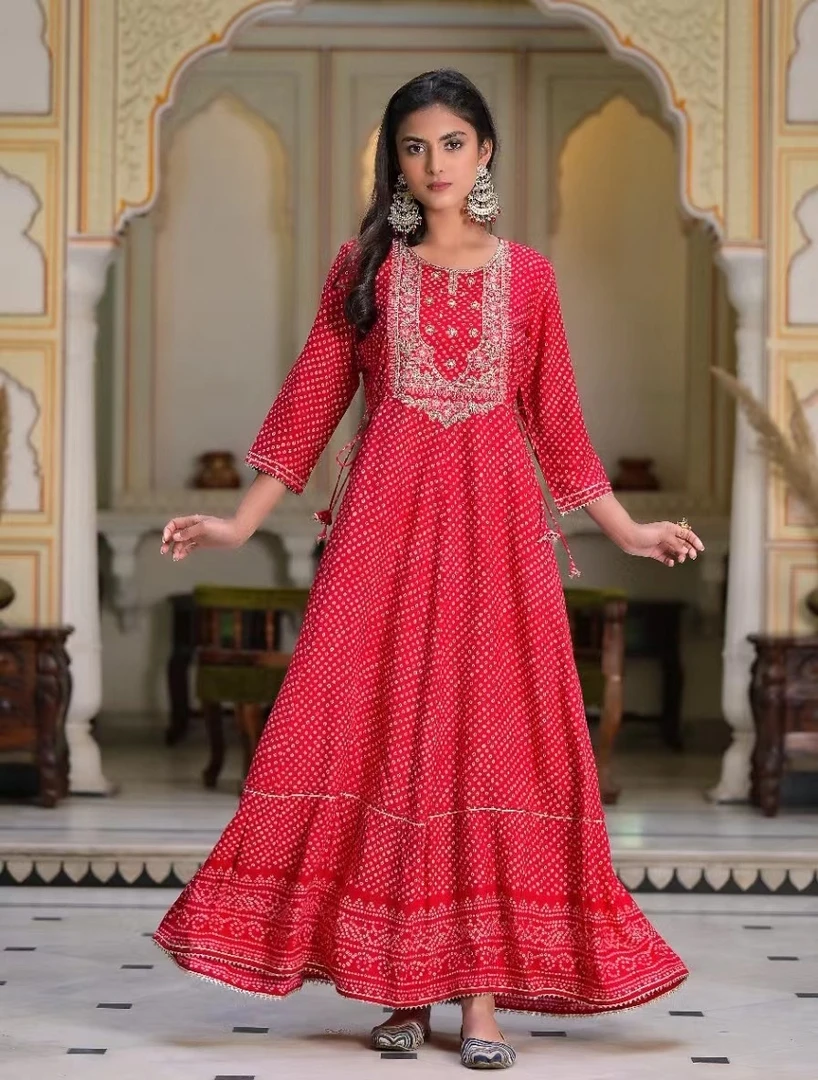 印度高端大摆型春夏新款长款连衣裙显瘦长裙夏季