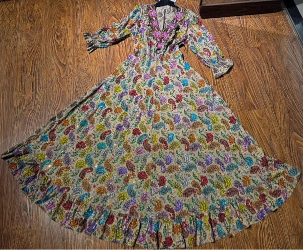 泰国手工钉珠度假风异域风情拍照连衣裙