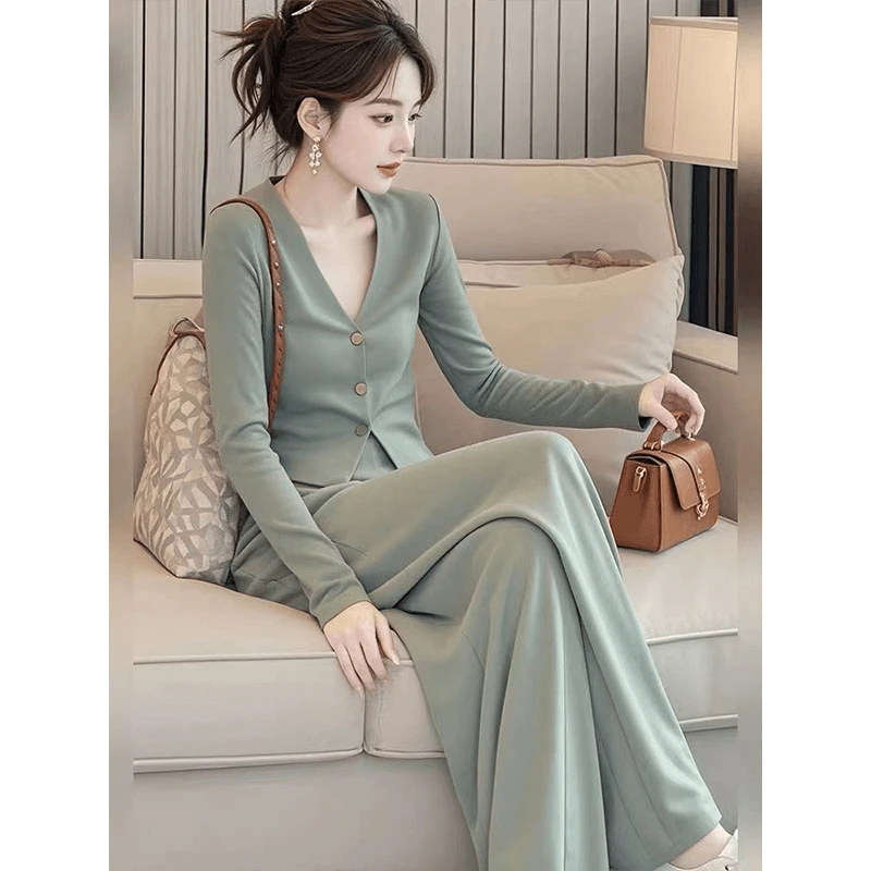 流行漂亮职业小香风气质清冷感超好看豆绿色针织衫两件套装裤女
