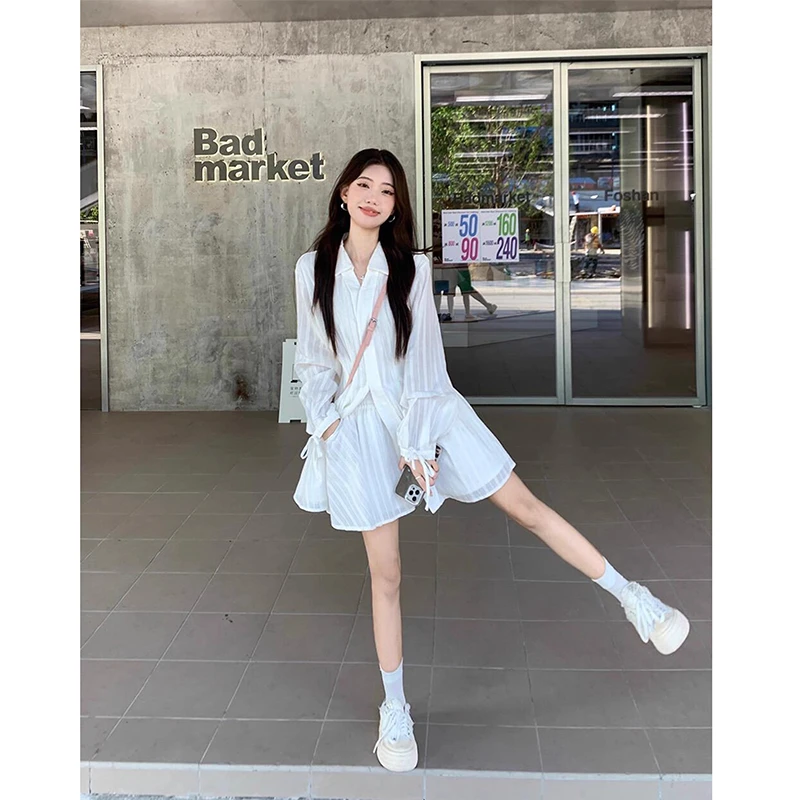 白色简约风休闲白色两件套女秋长袖收腰减龄温柔风连衣裙短裙套装