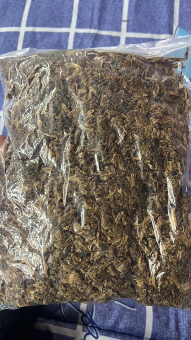 梅干菜,可以做梅菜扣肉也可以炒着吃炖着吃