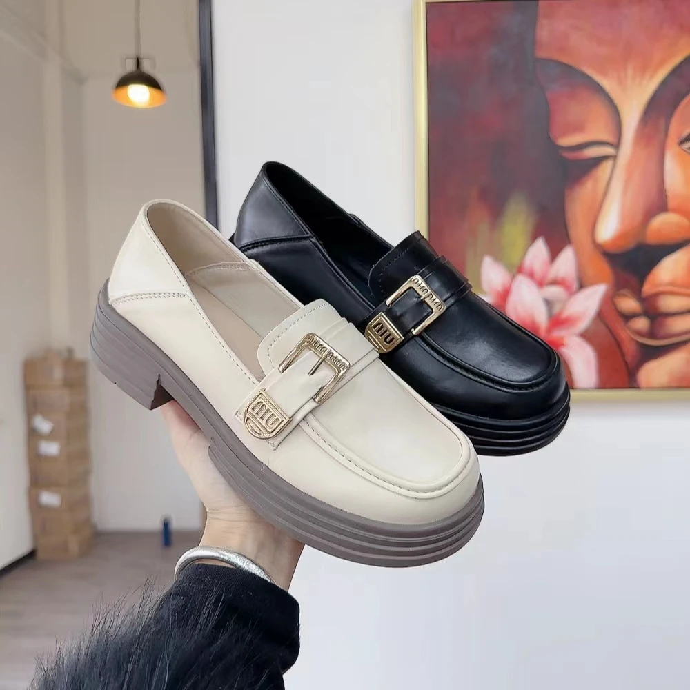 A003-1新款边扣软底舒适乐福鞋仓