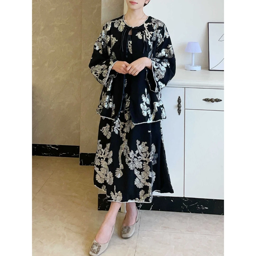 2025新款休闲亮片刺绣国风新中式气质连衣裙加外套时尚显瘦套装女