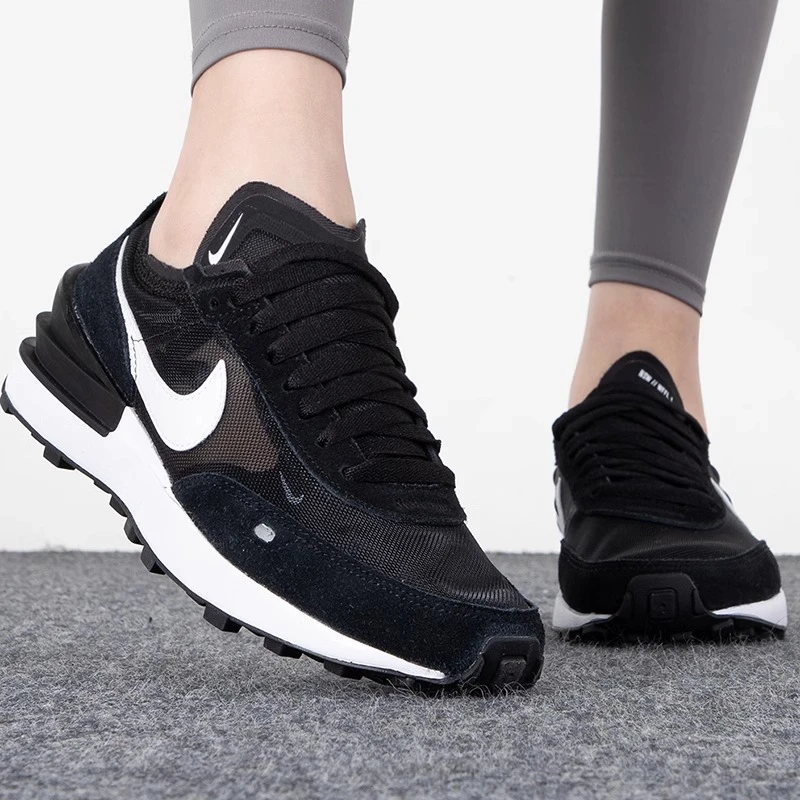 Nike/耐克 Waffe One 女款防滑耐磨减震轻便生活休闲鞋DC2533-001