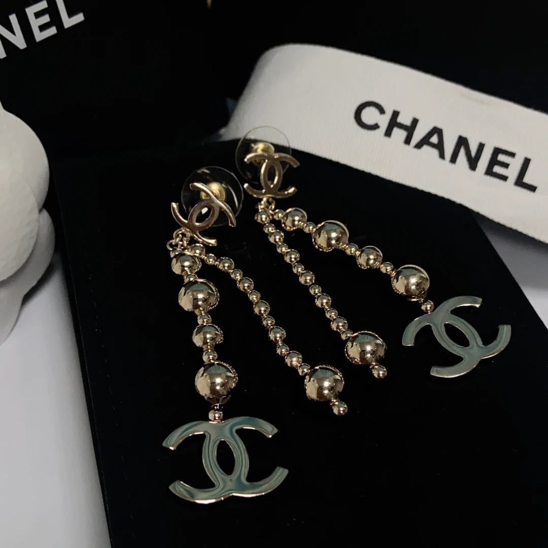 99新 Chanel/香奈儿 百搭款流苏百搭耳钉B21-SAL0021白色JC0172