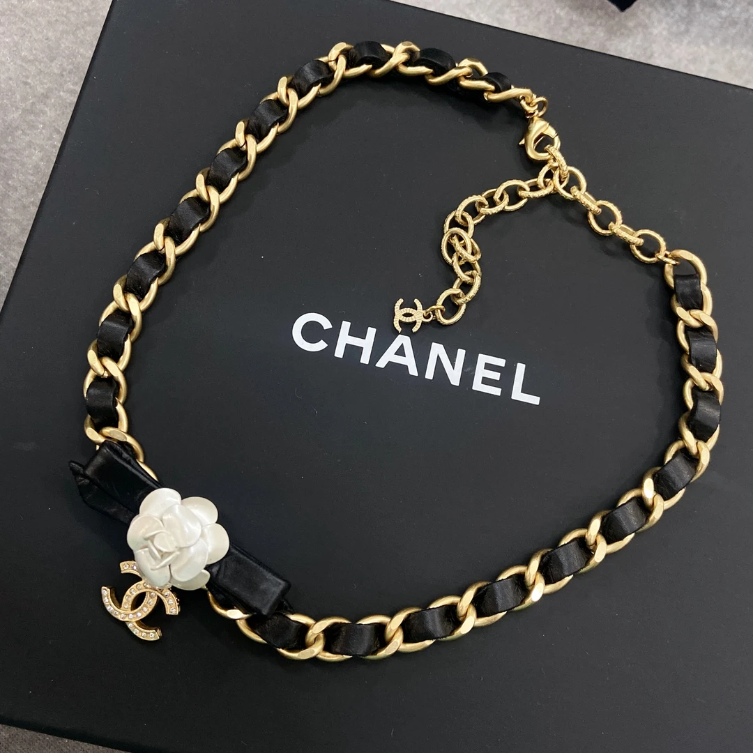 99新 Chanel/香奈儿 轻奢优雅山茶花皮穿链满钻项链20A