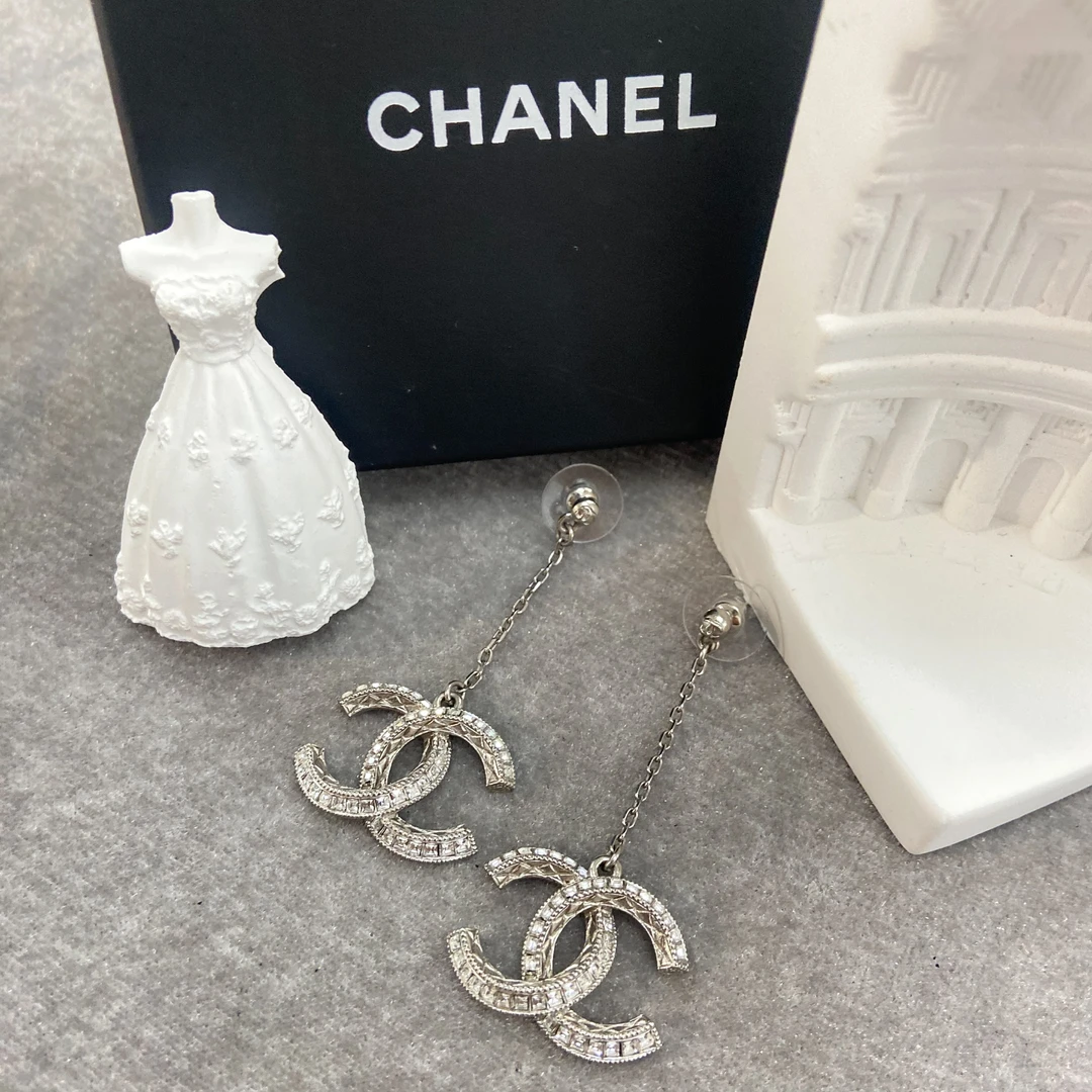 99新 Chanel/香奈儿 精致优雅流苏满钻银色耳钉S春夏