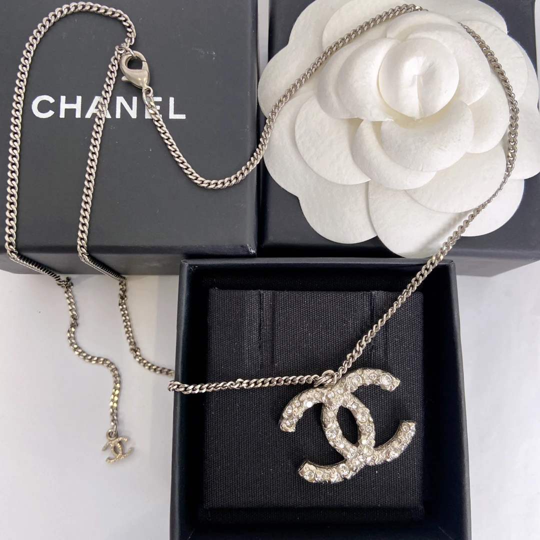 99新 Chanel/香奈儿 轻奢优雅素款满钻项链颈链P春夏预告